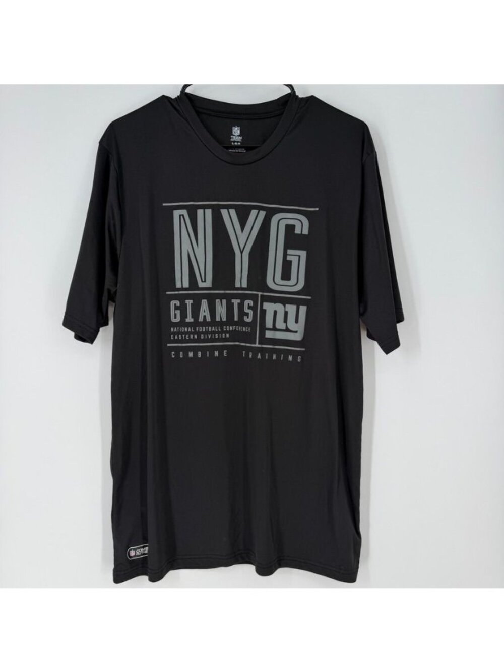 NFL Mens Large NYG Ney York Giants Football Athletic Black Shirt